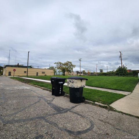 12406-12416 GREENLAWN Street, Detroit, MI 48204
