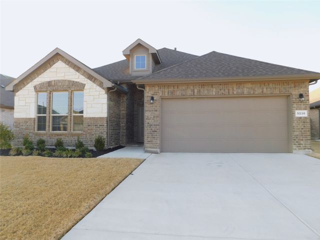 5230 Mountain View Drive, Krum, TX 76249