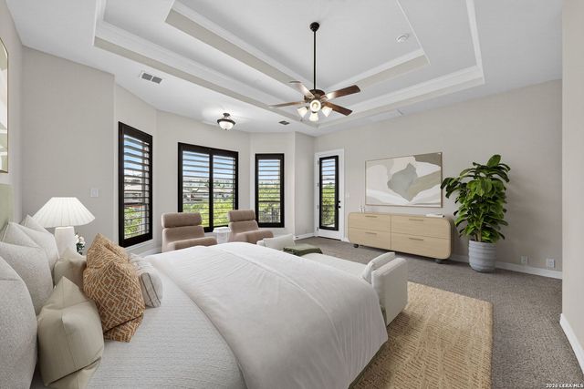310 MAJESTIC BLF, San Antonio, TX 78258