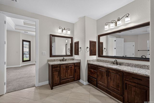 310 MAJESTIC BLF, San Antonio, TX 78258