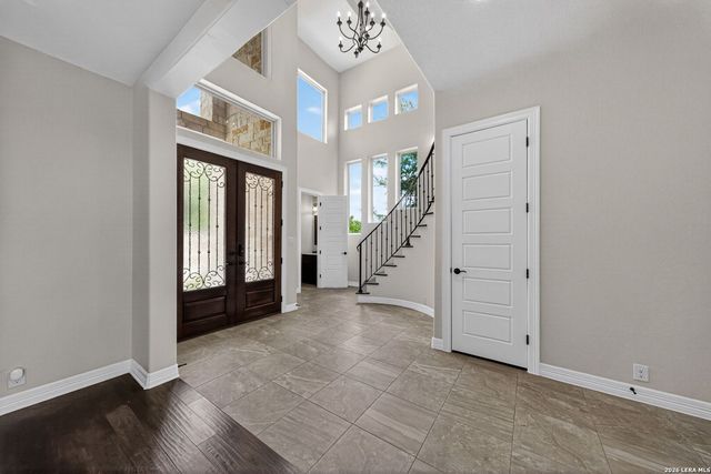 310 MAJESTIC BLF, San Antonio, TX 78258