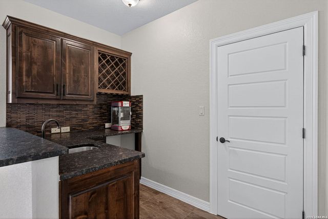 310 MAJESTIC BLF, San Antonio, TX 78258
