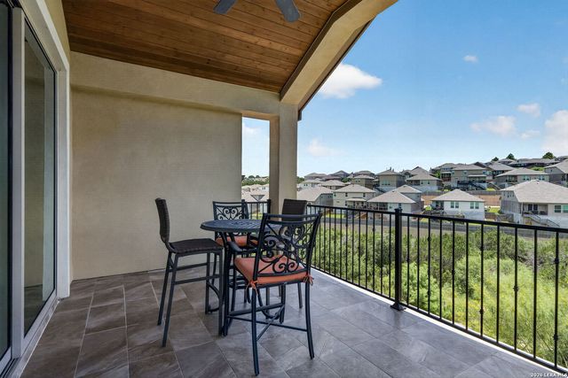 310 MAJESTIC BLF, San Antonio, TX 78258