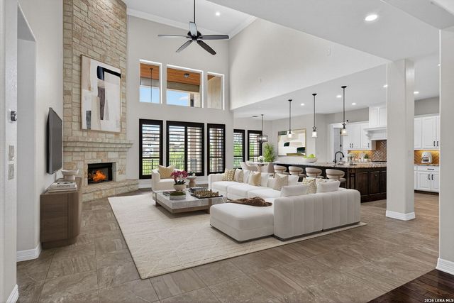 310 MAJESTIC BLF, San Antonio, TX 78258