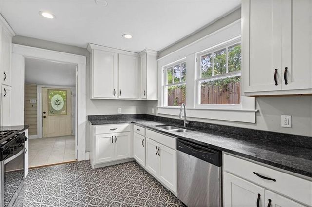 58 Fulton Street S, Mobile, AL 36606