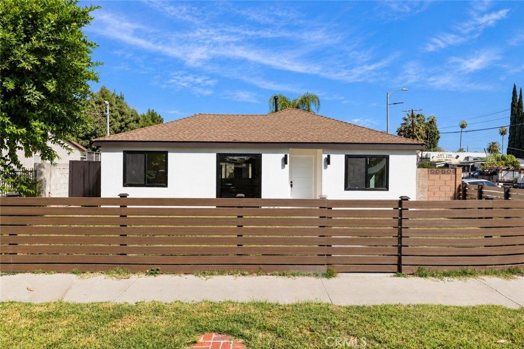21001 Gault Street, Canoga Park, CA 91303 — photo 3