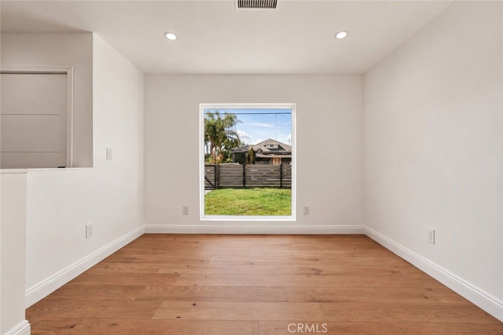 21001 Gault Street, Canoga Park, CA 91303 — photo 4