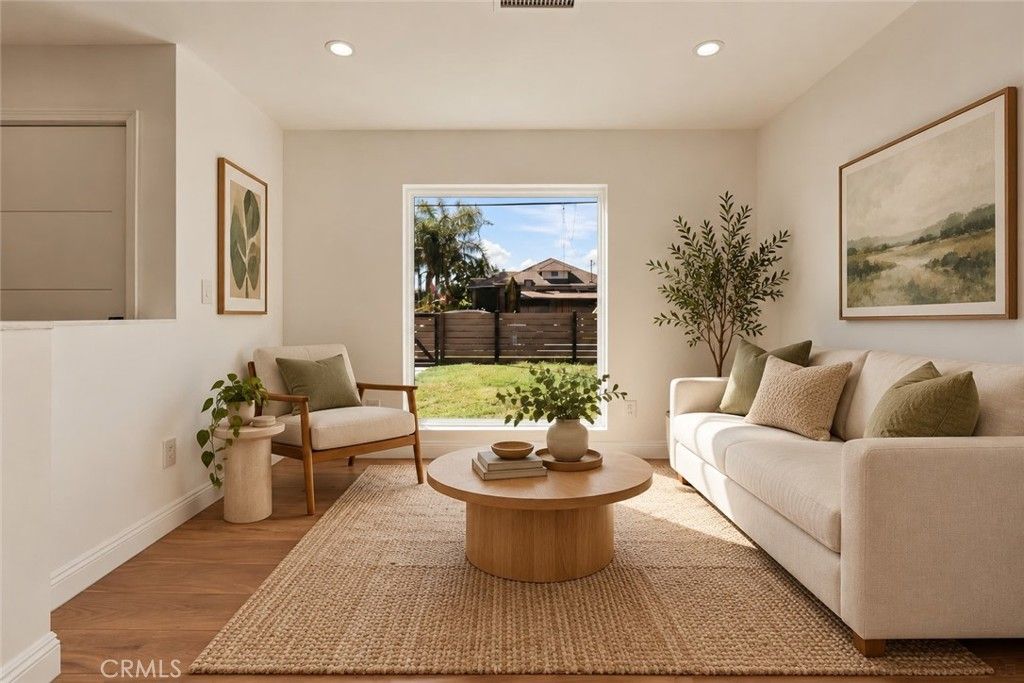 21001 Gault Street, Canoga Park, CA 91303 — photo 5