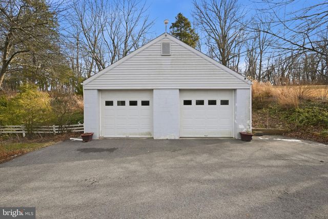 2133 MAYBERRY RD, Westminster, MD 21158