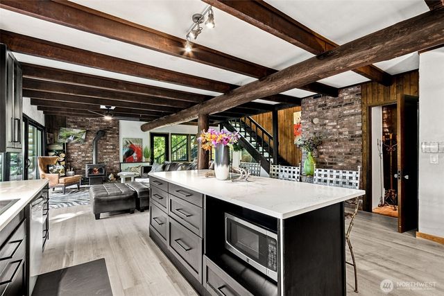 27507 SE 154 Place, Issaquah, WA 98027