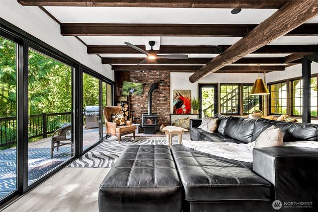 27507 SE 154 Place, Issaquah, WA 98027