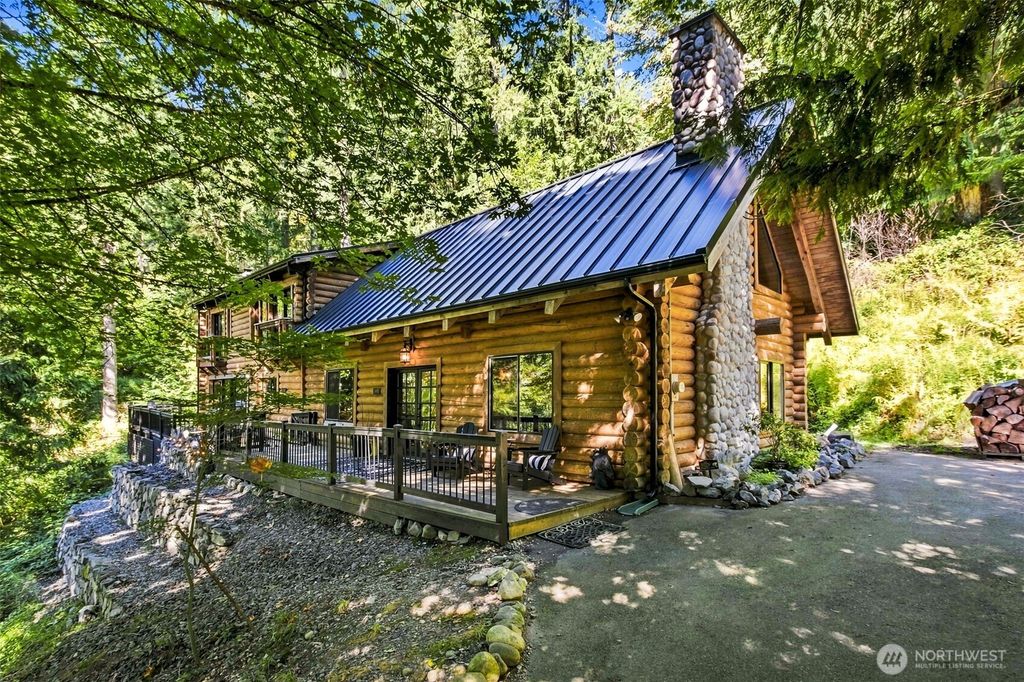 27507 SE 154 Place, Issaquah, WA 98027