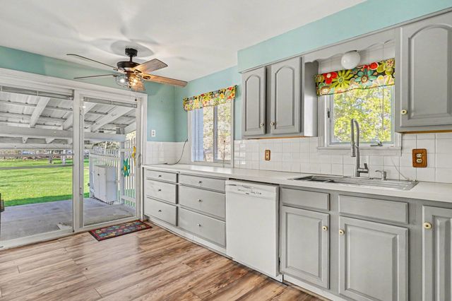 525 Main Street, Coopersville, MI 49404