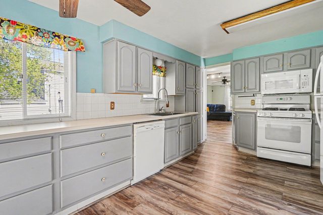 525 Main Street, Coopersville, MI 49404