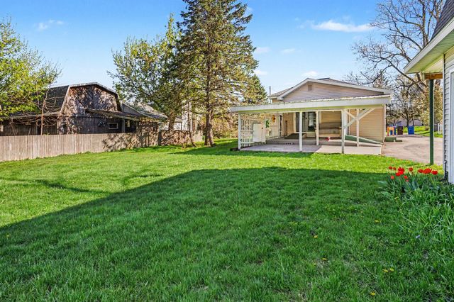 525 Main Street, Coopersville, MI 49404