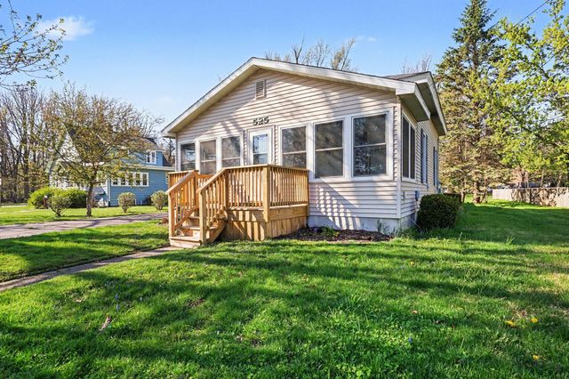 525 Main Street, Coopersville, MI 49404