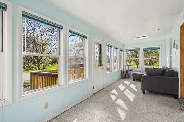 525 Main Street, Coopersville, MI 49404