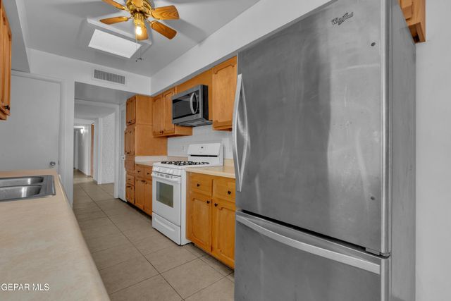 337 Clairemont Road, El Paso, TX 79912