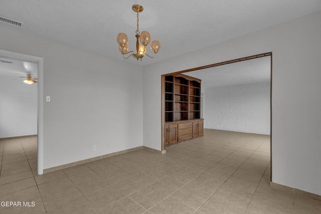 337 Clairemont Road, El Paso, TX 79912