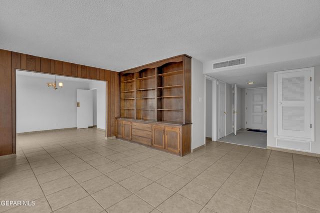 337 Clairemont Road, El Paso, TX 79912