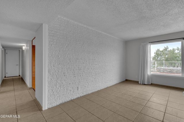 337 Clairemont Road, El Paso, TX 79912
