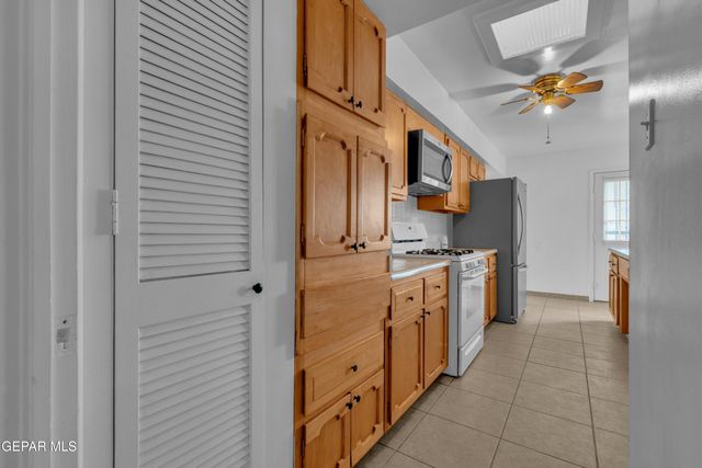 337 Clairemont Road, El Paso, TX 79912