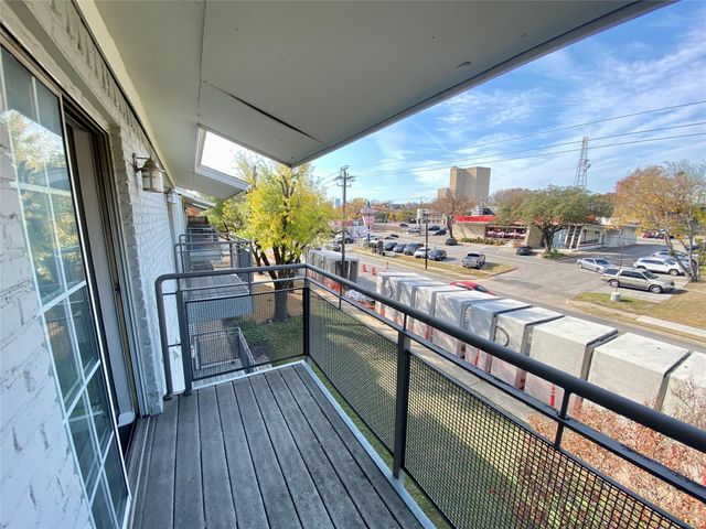 4502 Gaston Avenue 322, Dallas, TX 75246