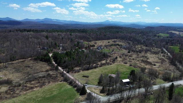 3 Muddy Dog Run, Westford, VT 05494