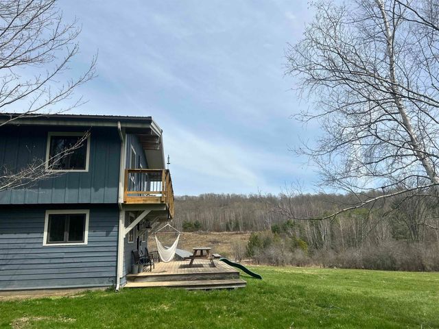 3 Muddy Dog Run, Westford, VT 05494