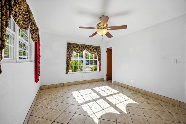 6517 NW 27TH STREET, Gainesville, FL 32653