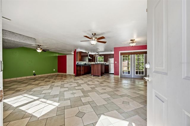 6517 NW 27TH STREET, Gainesville, FL 32653