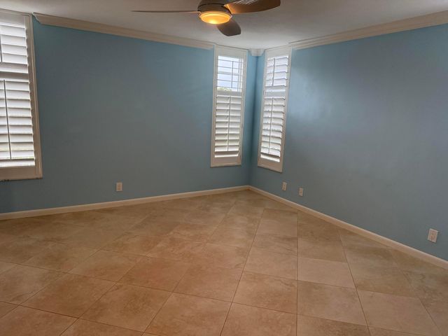 3930 Oaks Clubhouse Drive 408, Pompano Beach, FL 33069