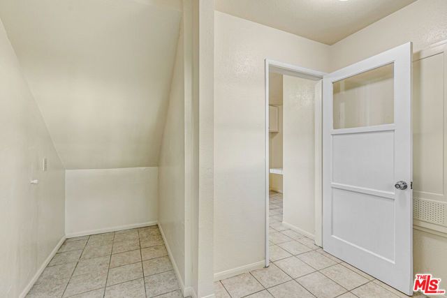 3725 S Victoria Avenue, Los Angeles, CA 90016