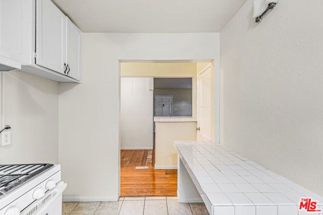 3725 S Victoria Avenue, Los Angeles, CA 90016