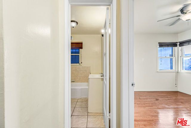 3725 S Victoria Avenue, Los Angeles, CA 90016