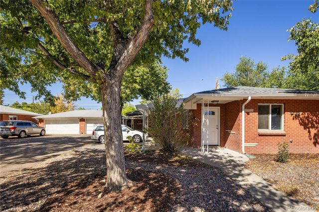 8735 W 54th Place, Arvada, CO 80002