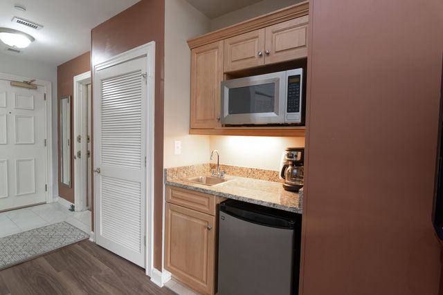 9994 Beach Club Dr Apt L02, Myrtle Beach, SC 29572