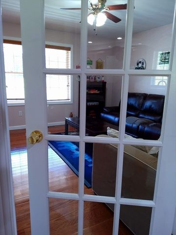 71 Eagle Dr, Dudley, MA 01571