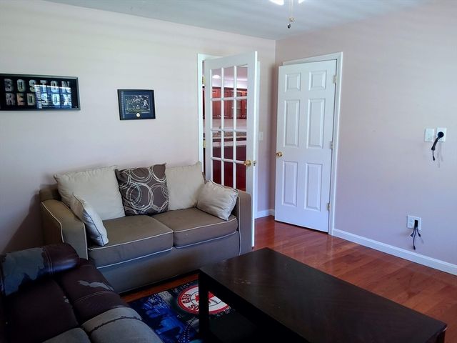 71 Eagle Dr, Dudley, MA 01571