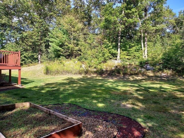 71 Eagle Dr, Dudley, MA 01571