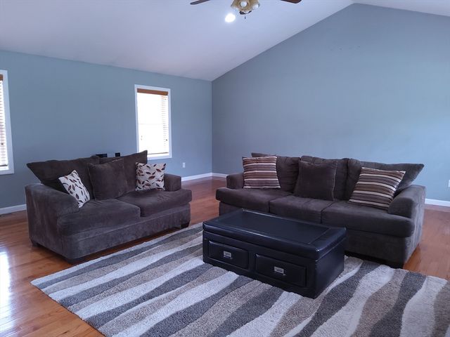 71 Eagle Dr, Dudley, MA 01571