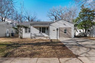 2313 S Volutsia Ave, Wichita, KS 67211