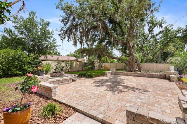 2925 CHELSEA WOODS DRIVE, Valrico, FL 33596