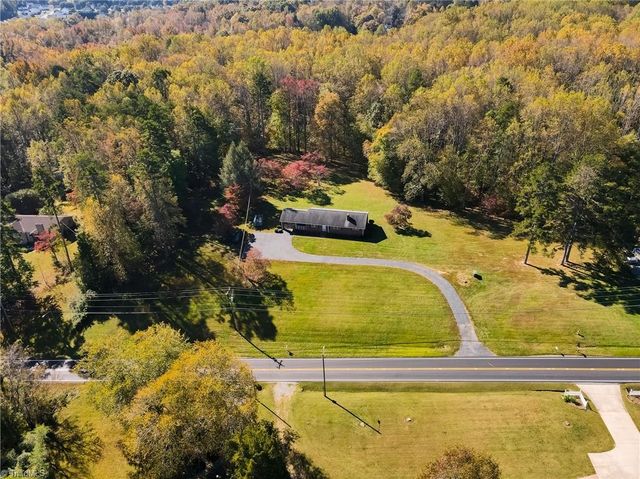 3684 Beeson Dairy Road, Winston-salem, NC 27105