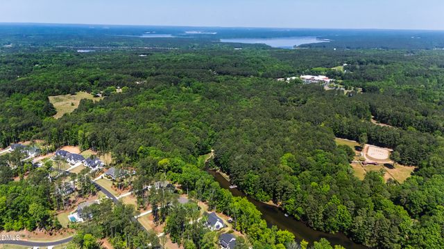 1424 Lake Adventure Court, Raleigh, NC 27613