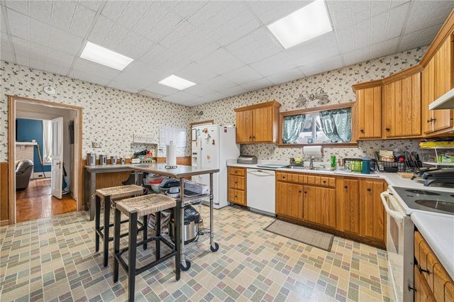 568 N Main St, City Of Greensburg, PA 15601