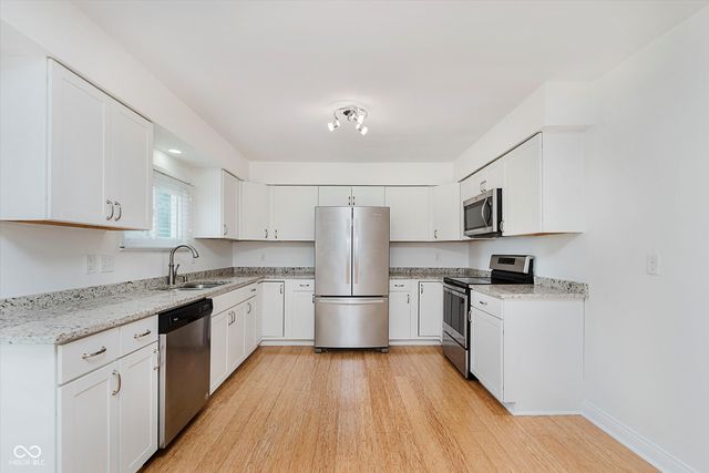 10409 Barmore Avenue, Carmel, IN 46280