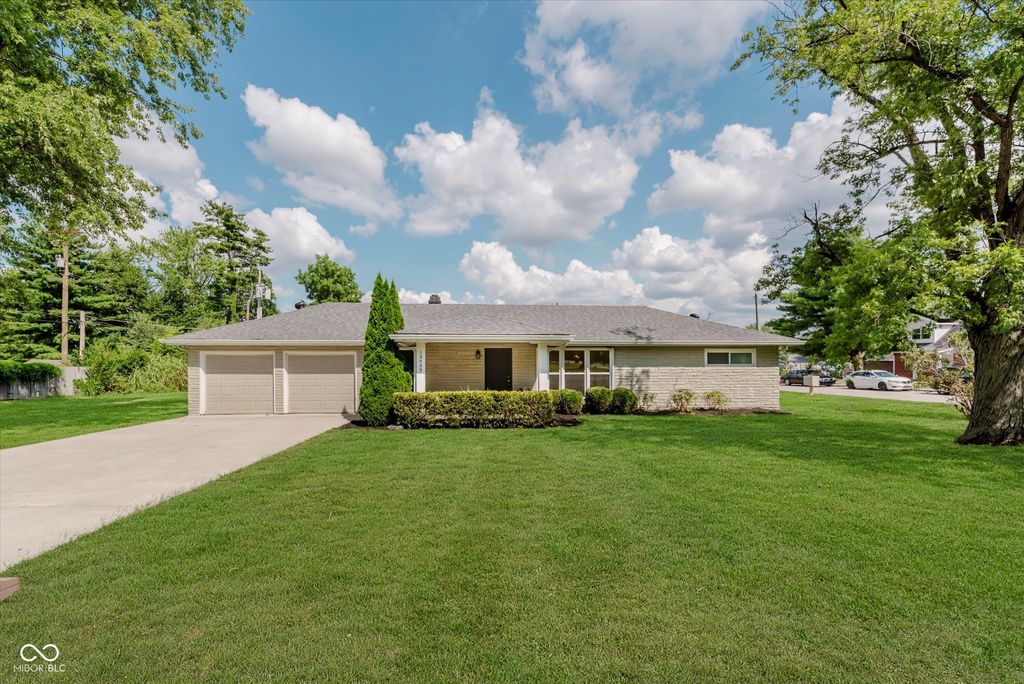 10409 Barmore Avenue, Carmel, IN 46280