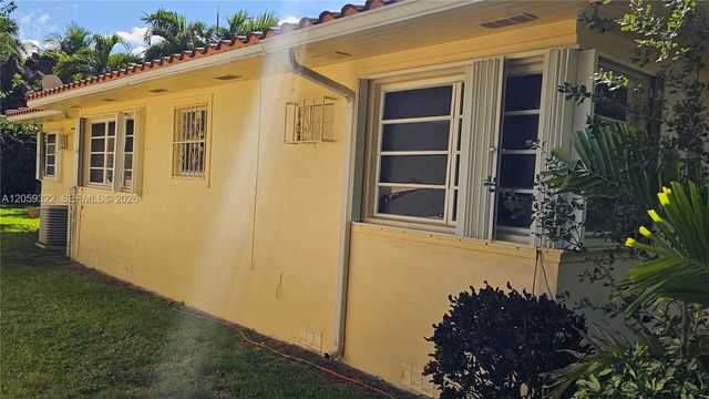 156 NW 88th St, El Portal, FL 33150