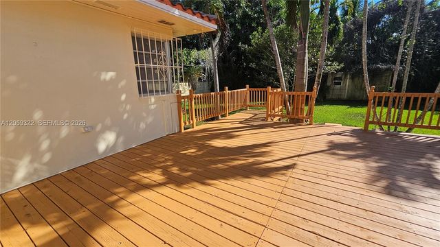 156 NW 88th St, El Portal, FL 33150